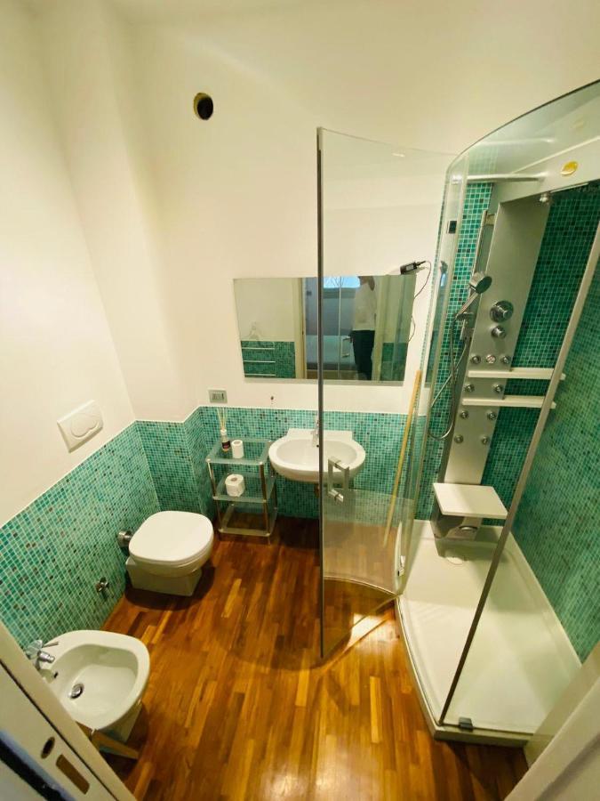 Portavenezia49 - Appartamento Milano Porta Venezia Con Jacuzzi Мілан Екстер'єр фото